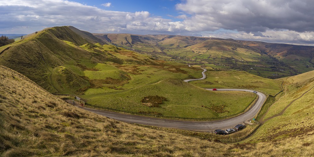 Driving in the Peak District